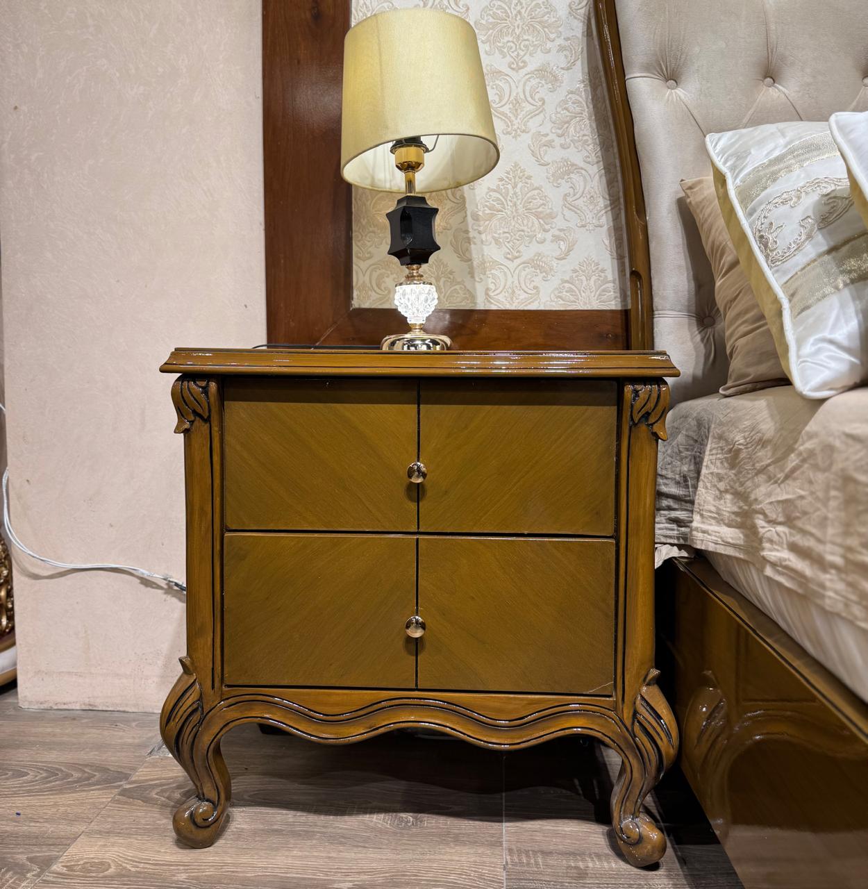 Classic Beige Tufted Bedroom Furniture Set