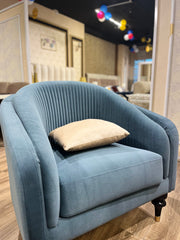 Elegant Curved Sectional Sofa with Quilted Details
