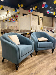Elegant Curved Sectional Sofa with Quilted Details