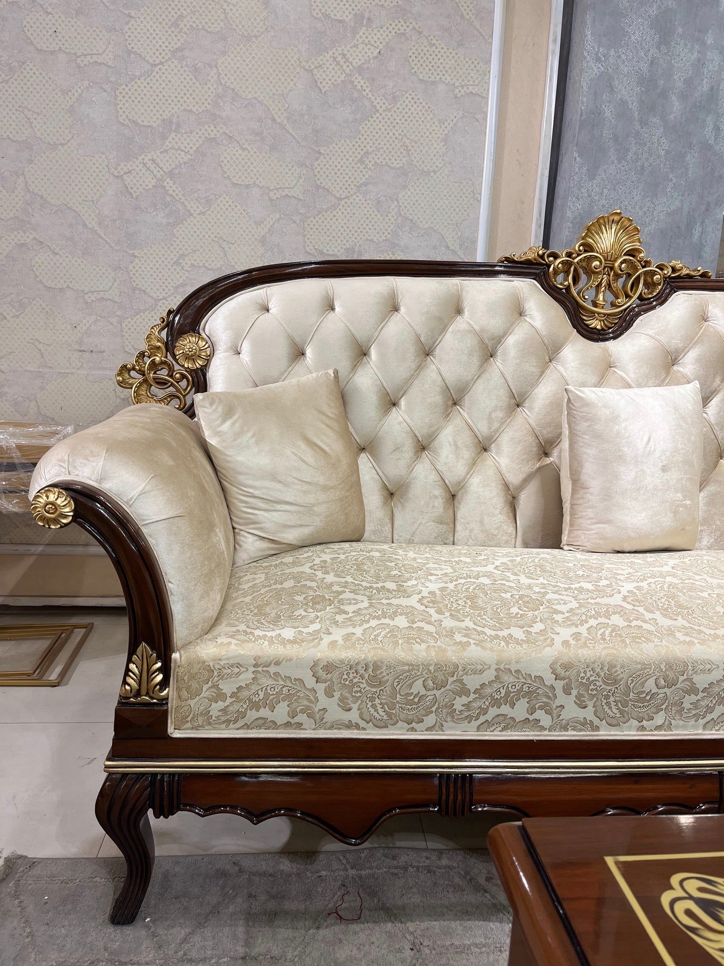 Elegant Curved Sectional Sofa with Quilted Details